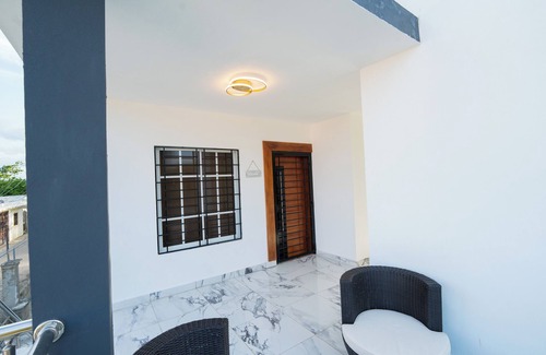 Santiago Province Casa | Modern Oasis : Where Elegance Meets Peace