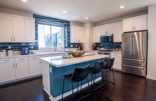 South Oceanside Casa | Modern Oceanside Retreat, Rooftop Deck & Ocean View