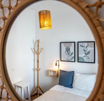 Vila do Bispo Apartamento | Modern Old Town House with Sunny Terrace