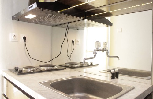 Hegarmanah Apartamento | Modern & Relaxing 1BR Apartment at Parahyangan Residence near Parahyangan Catholic University