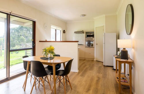 Scotsdale Cabaña | Modern renovated cottage with gorgeous rural views 15 mins from Denmark town
