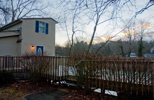Loveland Casa | Modern Riverfront Getaway on Little Miami River