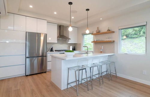 Bay Ho Apartamento | Modern San Diego Stay Near La Jolla & UCSD