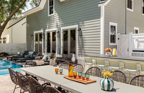 Thunderbolt Casa | Modern Savannah Homes | Heated Pool