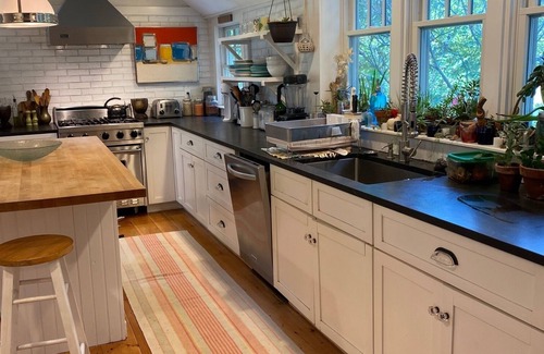 Cape Porpoise Casa | Modern Shingled Cottage in Kennebunkport