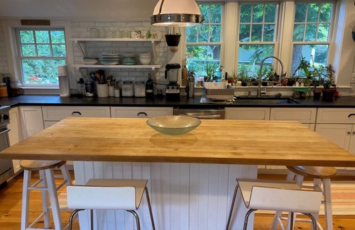 Cape Porpoise Casa | Modern Shingled Cottage in Kennebunkport