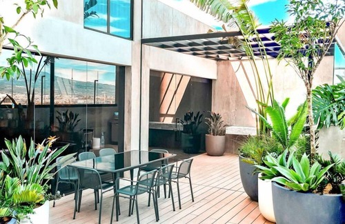 Rohrmoser Apartamento | Modern Skyline Rohmoser