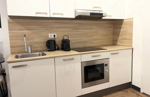 Centrum Apartamento | Espacio moderno, ideal para los amantes de la elegancia y céntricamente ubicado.