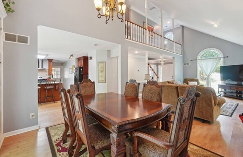 Roswell Apartamento | Modern Spacious Luxury Retreat in ATL With Pool