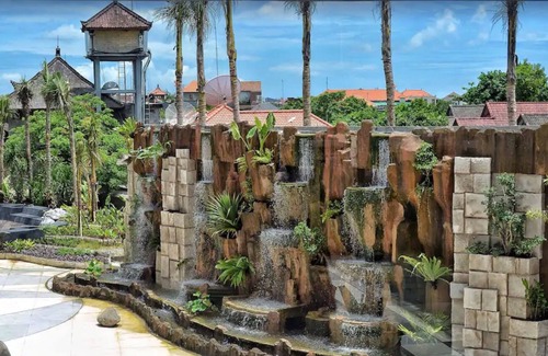 Central Seminyak Apartamento | Suite espaciosa y moderna con minibar gratuito surtido (TStone Suite1)