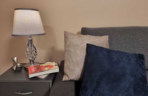 Gennevilliers Apartamento | Modern Studio with Balcony, Ideal for Pros and Tourists, Near Paris (32m²)