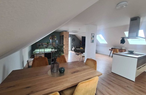 Schwedelbach Apartamento | Modern studio/apartment