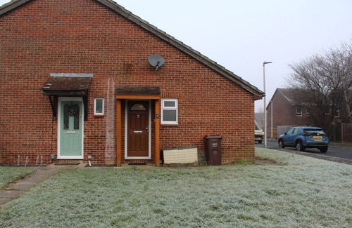 Chatham Casa | Modern studio apartment with parking