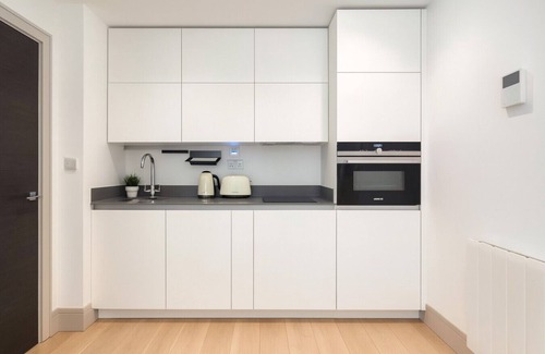 Grove Apartamento | Modern Studio Flat in Kingston