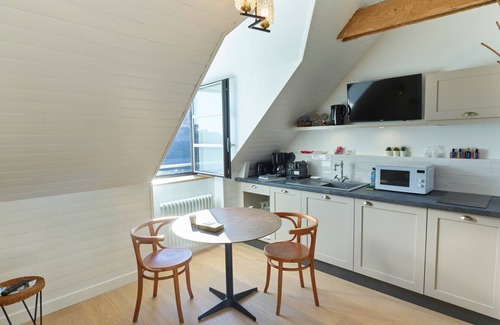 Sauzon Apartamento | Estudio moderno en Sauzon con WIFI y vista al puerto
