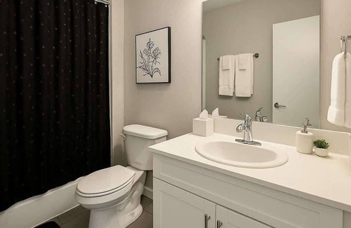 Lake View East Apartamento | Modern Studio on Broadway