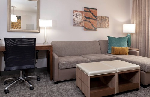 Gilbert Apartamento | Estudio moderno + piscina al aire libre + bañera de hidromasaje | Centro de negocios las 24 horas + gimnasio
