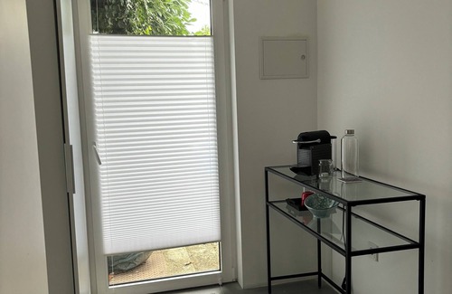 Unterrath Apartamento | Modern studio with en-suite bathroom & top connections