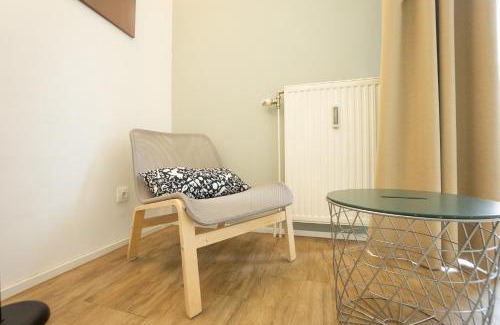 Brigittenau Apartamento | Modern Studio with Queen-Size Bed, Self Check-in