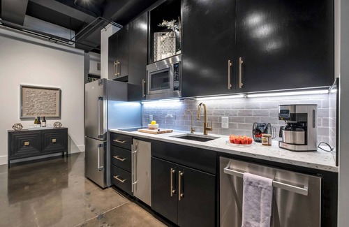 Downtown Nashville Apartamento | Modern Suite 6BR by Maddox Hotel