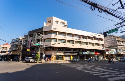 Downtown Tacloban Apartamento | Modern Tranquility: Etsu Studio Haven in Tacloban