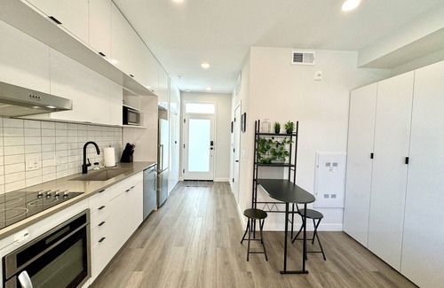 City Park West Apartamento | Modern Uptown Studio Near Downtown!