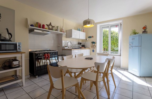 Clohars-Fouesnant Casa | Moderna casa de vacaciones "Coz" con piscina y jardín