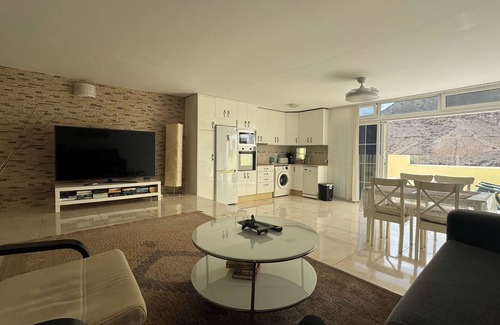 Patalavaca Apartamento | Modern view apartment in Gran Canaria 150 meters from the beach