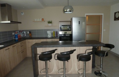 Sables-d'Or-les-Pins Casa | Villa moderna en Les Sables d'Or con piscina climatizada