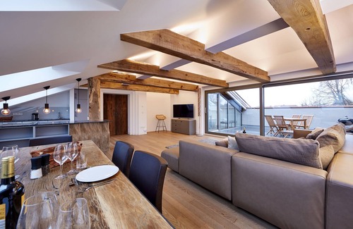 Murnau am Staffelsee Apartamento | MODERNO con FLAIR la TRADICIÓN - ATTIC 86qm - 2 personas - TERRAZA DEL TECHO