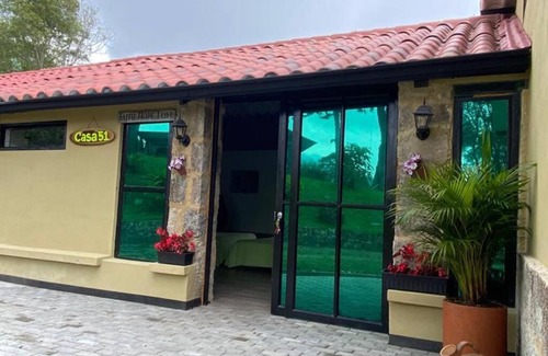 San Antonio del Tequendama Casa | Moderna cabaña en medio de la naturaleza