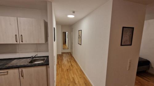 Werne Apartamento | Moderne, barrierefreie Wohnung im Herzen der Stadt mit Parkplatz, WLAN und TV - Marta