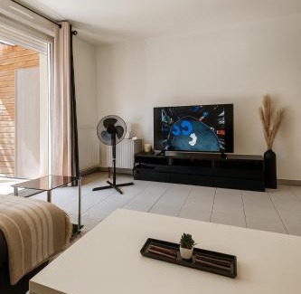 Fenouillet Apartamento | Moderne et paisible maisonette avec jardin