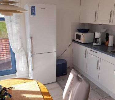 Friedrichskoog-Spitze Apartamento | Moderne Ferienwohnung mit Balkon in Strandnähe