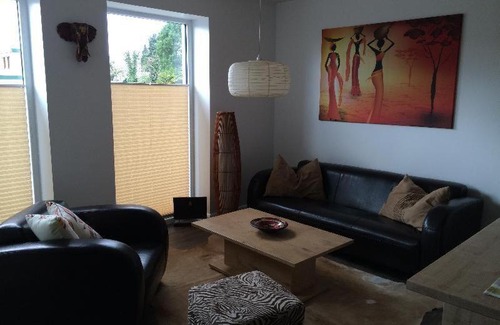 Quickborn Apartamento | Moderne-Ferienwohnung-in-ruhiger-Lage
