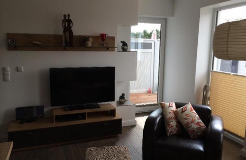 Quickborn Apartamento | Moderne-Ferienwohnung-in-ruhiger-Lage