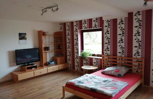 Zirndorf Apartamento | Moderne ganze Ferienwohnung 1km zum FunPark und nur 15 Minuten nach Nürnberg