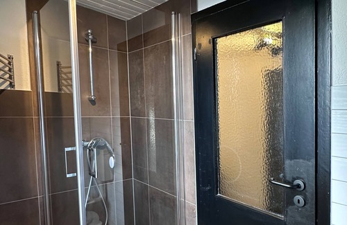 Buttelstedt Apartamento | Modernes Studio im Weimarer Land!