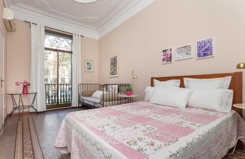 el Fort Pienc Apartamento | Modernist Apartment Arc de Triomf