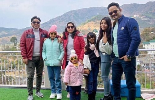 Kandaghat Apartamento | Mohija Homestay: Cozy Family Suite I 1BHK I Kitchen I Open Terrace