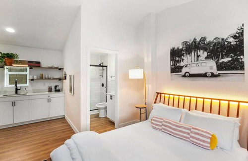 Chandler Apartamento | Mokulua Studio suite. hōʻoluʻolu