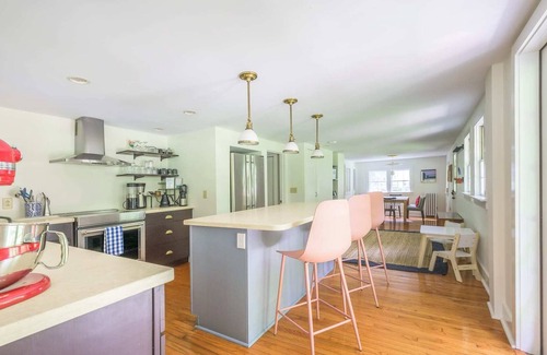 Egremont Casa | Molasses Hill; right next to Catamount Ski resort!