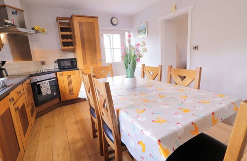Enniskillen Cabaña | MOLLY'S COTTAGE, pet friendly in Derrylin, County Fermanagh