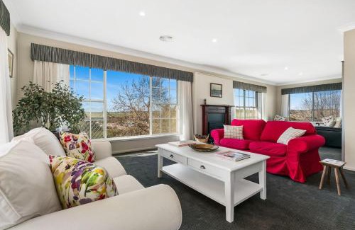 Molong Casa | Molong House WIth A View, NSW
