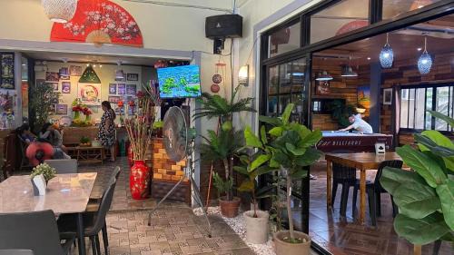 Caba Hotel | Mom Shie's Apartelle