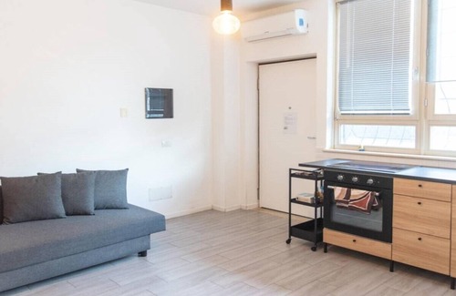 Torre Angela Apartamento | Momy's Home Rome Delightful apartment, near Metro Max 4 people.