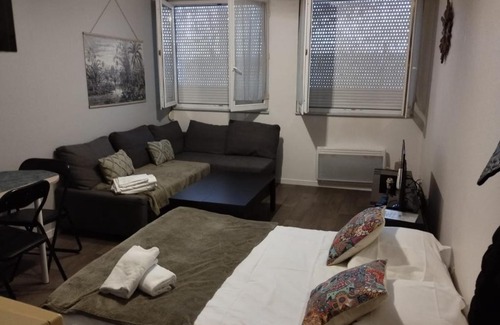 Plantieres Queuleu Apartamento | Mon Paisible Rez de chaussé Metz Wifi Parking Un-Séjour-à-Part