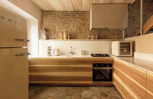 Monforte d'Alba Cama Y Desayuno | MON Suite