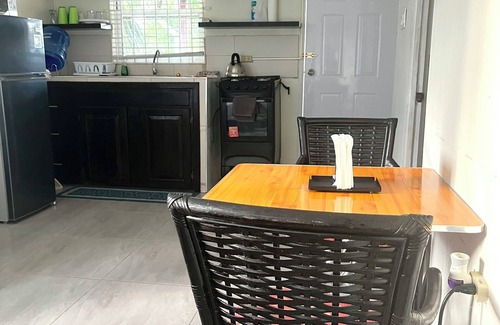 Mona Heights Apartamento | Mona Cottage