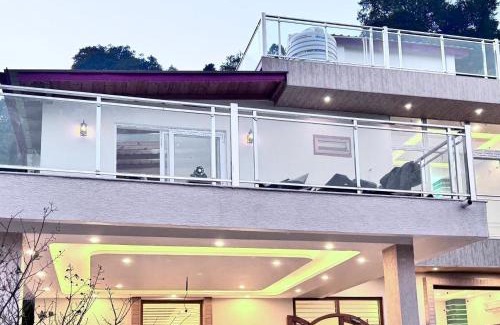 Smanora Range Apartamento | Monal by Shubhs